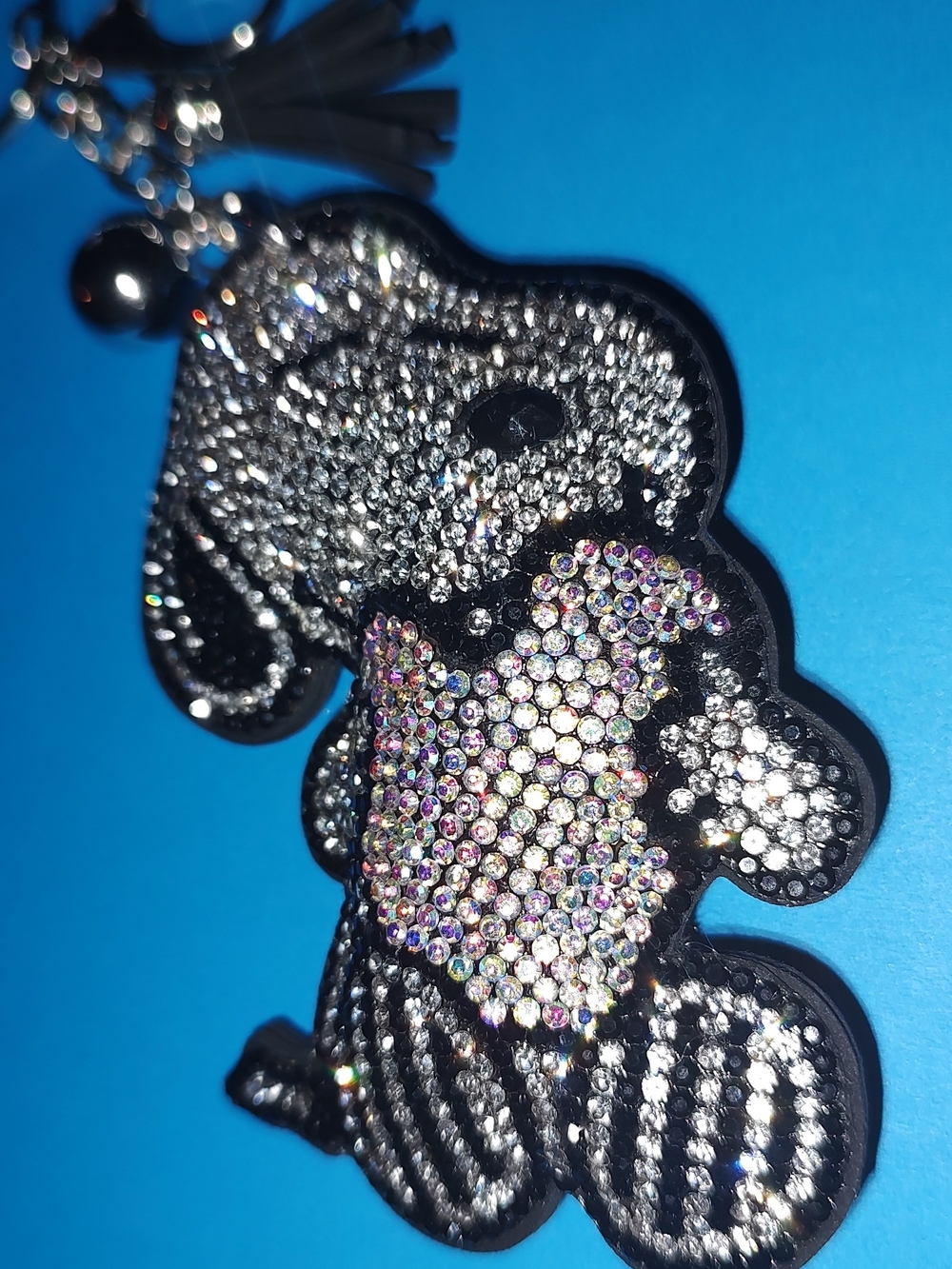 New! Rhinestone Snoopy Heart Keychain - Picture 2 of 3